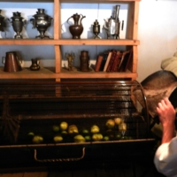 Как мыли яблоки в XIX веке