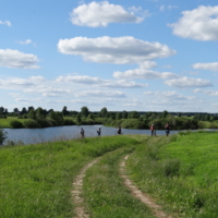 Мечты сбываются под облаками.