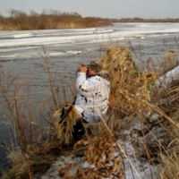 Вода и охотник в ожидании