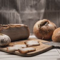 Зато от простуды хорошо помогает