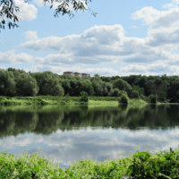 Городская окраина.