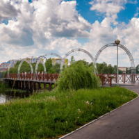 Мост на тропе здоровья в г.Спутник