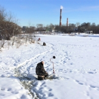 Жарко на зимней рыбалке