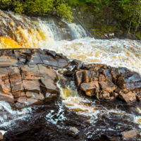 Многоцветная вода