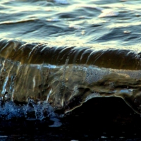 Вода как карамель.