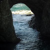 И волн прибой...