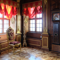 Ореховая комната дворца Меншикова