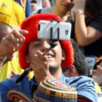 Любитель селфи