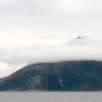 Шапка невидимка прохудилась