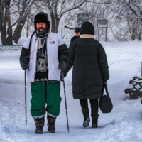 К долголетью путь нелегкий...