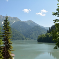 Отдохнуть на озере в горах