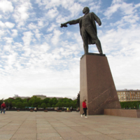 Обычный советский памятник