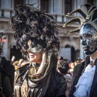 Слуга двух господ