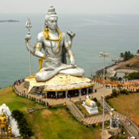 За нами наблюдает Шива