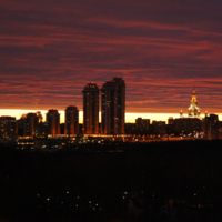 Рассвет в большом городе