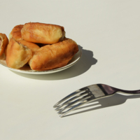 Испекла бабушка мини-пирожки