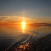 закат на озере