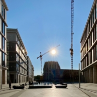 В городе солнце…