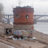 Они смотрят на нас