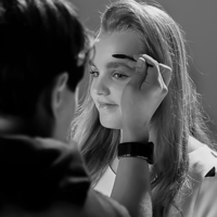 Визажист за работой