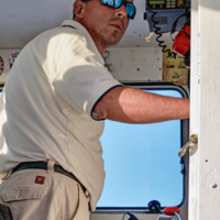 Капитан, капитан, улыбнитесь!