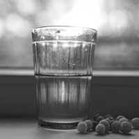 Наполовину пуст?