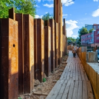 Между железом и бетоном