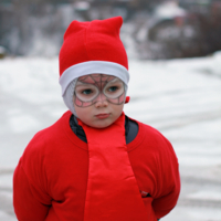 Яркий, но немного  грустный)