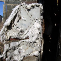 Эта бывшая белая дверь...