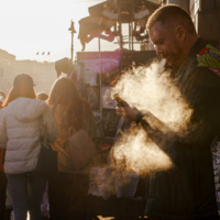 А на закате я пью облака