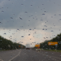 Дворники еще не "вышли" на помощь....