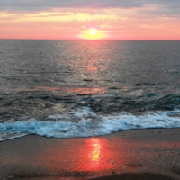 Закат пылал