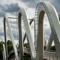 Пешеходный мост (фрагмент крупного плана)