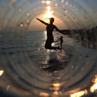 Вырваться из замкнутого круга.