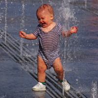 Искупался в фонтане