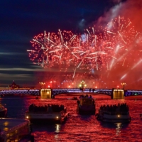 Салют выпускникам!