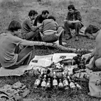 Скоро пригласят.