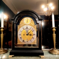 Каминные часы в доме Гоголя