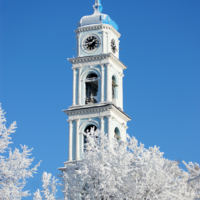 Старинные часы ещё идут