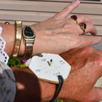 Сверим часы