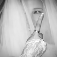 Птичка окольцованная