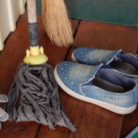 На крылечке