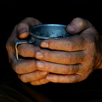 Согреться у костра