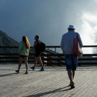 А я иду такой в панаме