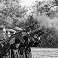 Оружейный салют