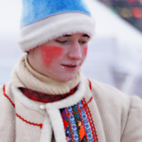 Смущенный парень