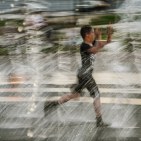 Сквозь фонтан