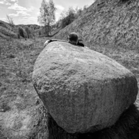 "Дай силы и здоровье! Обереги' от бед и зла!"