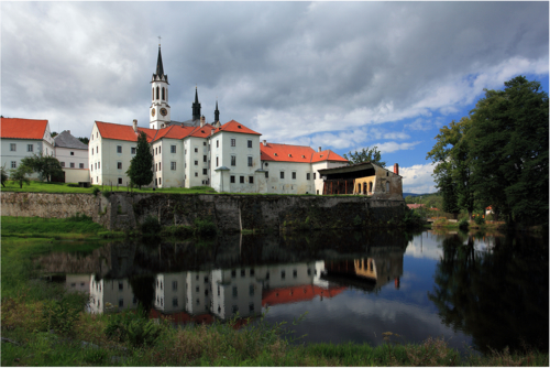 Замок Vyssi Brod
