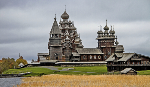 Преданья старины глубокой...